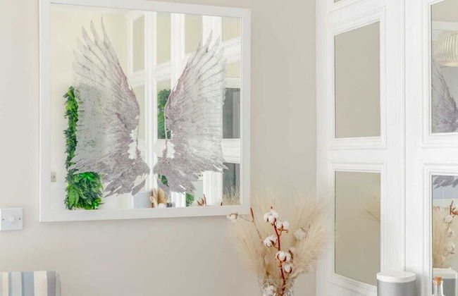 Airy & Modern 1BD Flat in Maida Vale - Photo 17