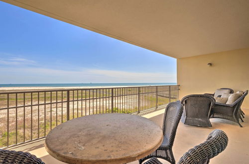 Photo 10 - Family Condo: Resort Pool Access & Ocean View