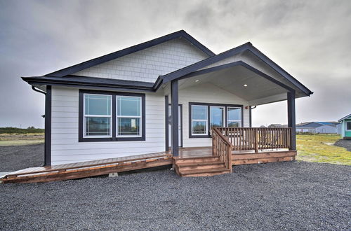 Photo 5 - Modern Ocean Shores Home w/ Fire Pit