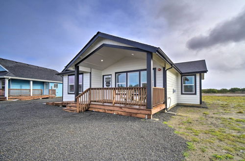 Foto 24 - Modern Ocean Shores Home w/ Fire Pit