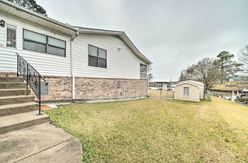 Photo 18 - Lake Livingston Hideaway w/ Dock + Gas Grill