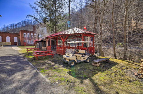 Photo 12 - Unique ATV Apartment in Remodeled Schoolhouse