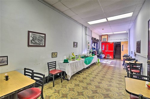 Foto 3 - Unique Suite in Refurbished WV Schoolhouse