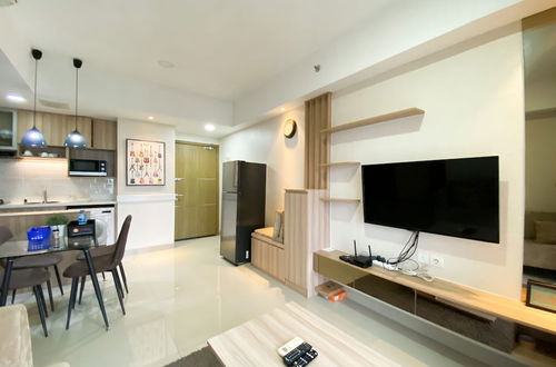 Photo 13 - Cozy And Minimalist 2Br At 8Th Floor The Oasis Cikarang Apartment