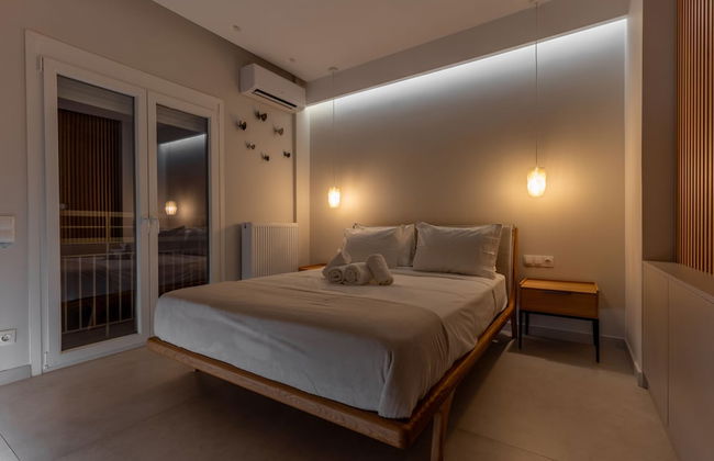 Sunny & Luxurious Penthouse with Terrace - Photo 6