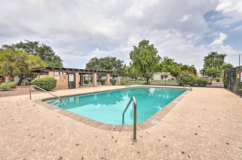 Photo 13 - Renovated Chandler Townhome: Walk to Downtown