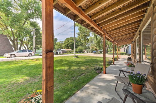 Photo 10 - Family Home w/ Hot Tub - Walk to Johnson Lake