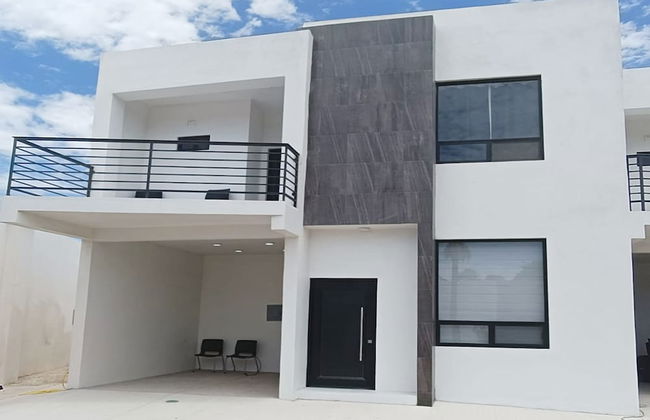 New Town Condo Casamar 1 near the beach - Foto 1