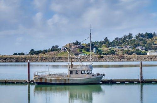 Foto 22 - Charming Gold Beach Home < 1 Mi to Rogue River