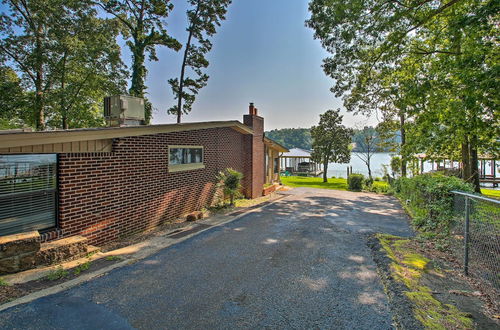 Photo 15 - Lake Hamilton Family Escape w/ Kayaks, Dock, Grill