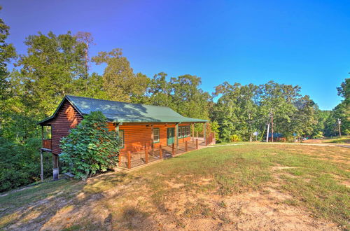 Photo 14 - Coffeeville Cabin W/deck ~7 Mi. to Grenada Lk