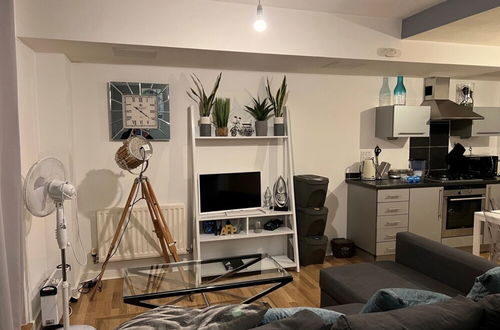 Photo 6 - Lovely 1-bed Studio in Bristol