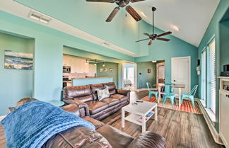 Photo 3 - Matagorda Townhome W/deck, Views, Pool Access