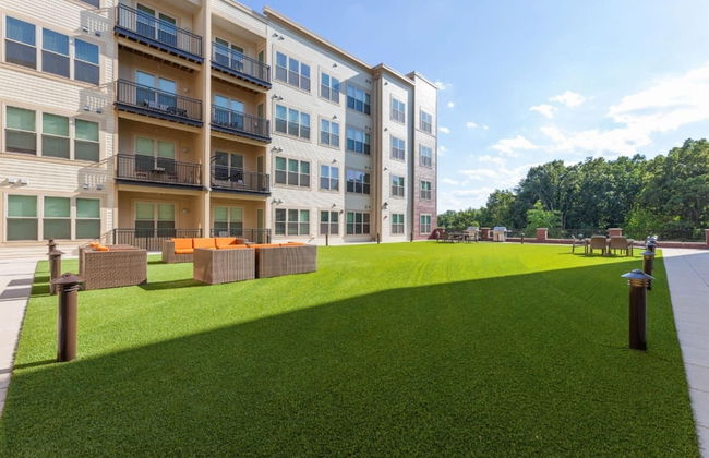 Stylish 1 BR Apartment w Movie Theater - Foto 9