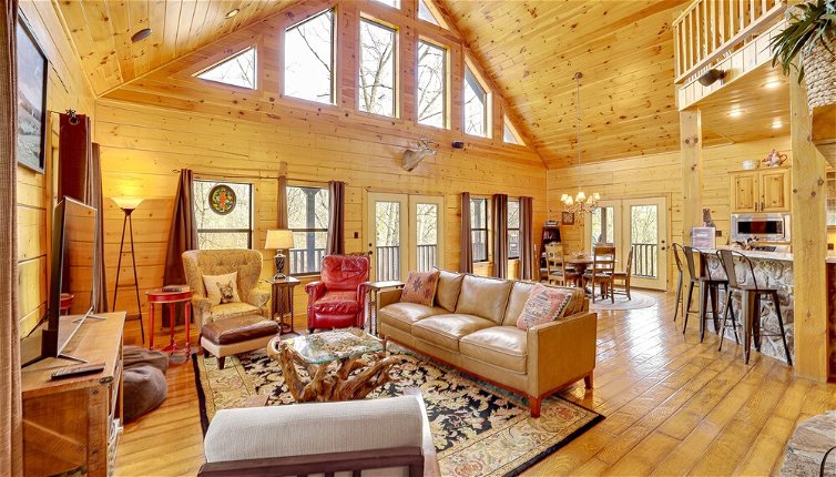 Photo 1 - Spacious & Secluded Cabin: ~25 Mi to Bentonville
