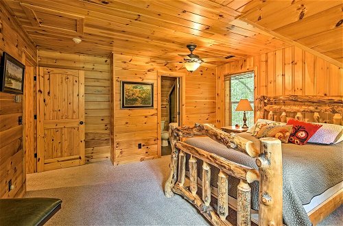 Photo 12 - Spacious & Secluded Cabin: ~25 Mi to Bentonville