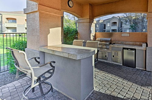 Photo 9 - Ground-floor Poolside Mesa Condo w/ Luxe Amenities