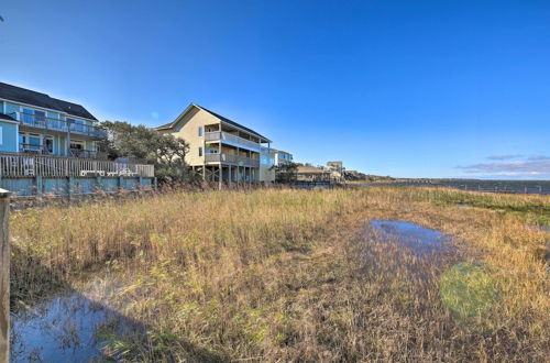 Foto 6 - Seaside Cottage w/ Private Pier - 3 Miles to Beach