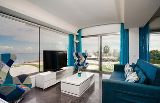 Foto 1 - Protaras Thalassa Beachfront Suite