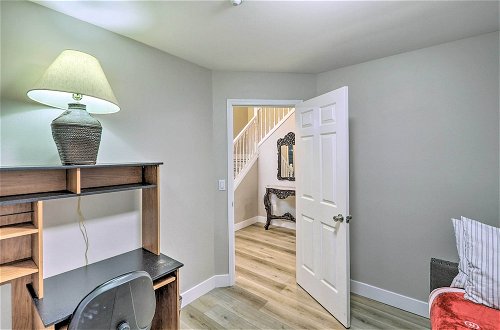 Photo 4 - Spacious Kent Home: Great for Large Families