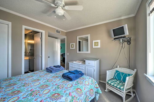 Photo 18 - Condo w/ Balcony & Pool: Walk to 2 Beach Accesses