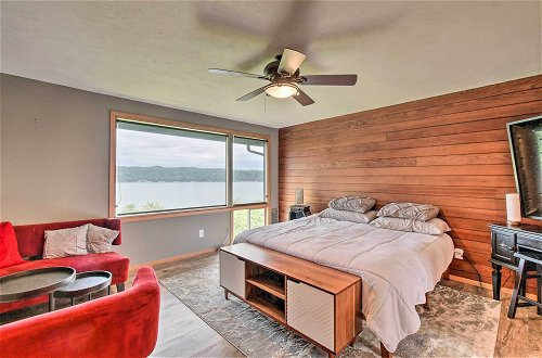 Foto 37 - Bright & Airy Home w/ Sweeping View + Hot Tub