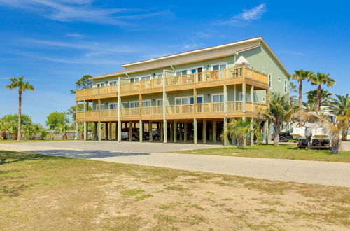 Foto 37 - Water View Dauphin Island Condo w/ Boat Slips