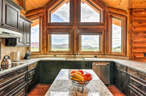 Photo 28 - Dreamy Kanab Cabin w/ Hot Tub & Panoramic Views