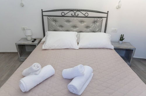 Photo 7 - Santorita Suites