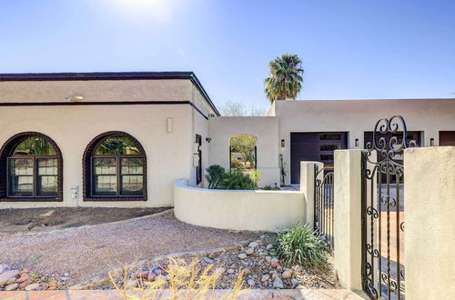 Foto 7 - Paradise Valley Abode: Pool, Near Downtown Phoenix