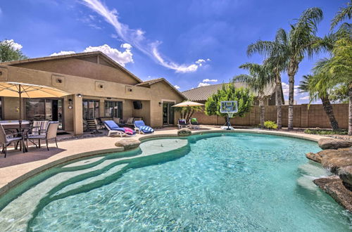 Photo 19 - Mesa Oasis Desert Getaway: Pool, Hot Tub, Patio