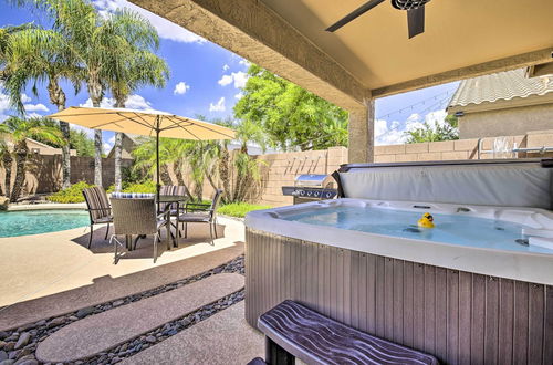 Foto 17 - Awesome Mesa Oasis w/ Private Pool & Hot Tub