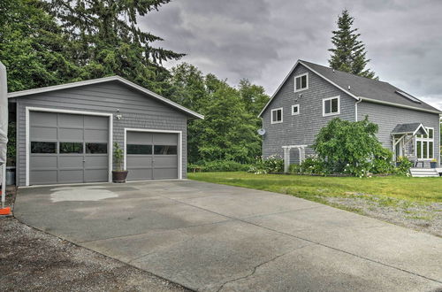 Photo 8 - Gorgeous Whidbey Island Oasis w/ Hot Tub & Cabana