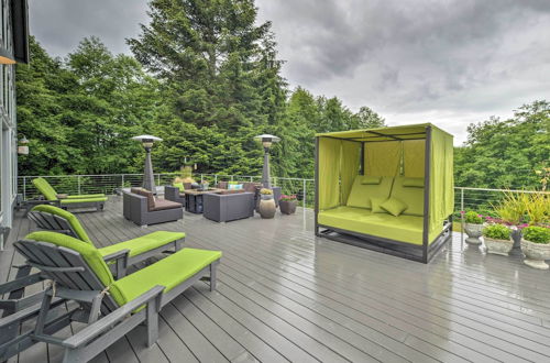 Photo 20 - Gorgeous Whidbey Island Oasis w/ Hot Tub & Cabana