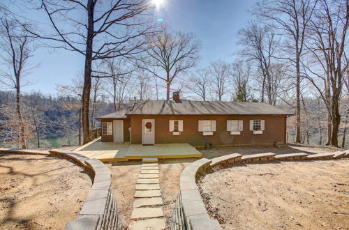 Photo 21 - Lake Cumberland Cabin w/ Views & Fishing