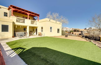 Foto 1 - Albuquerque Home w/ Spacious Yard & Fire Pit