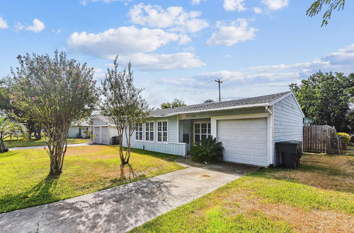 Photo 15 - Bonita Beach House