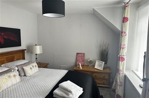Photo 3 - The Sandgate New Immaculate 1-bed Apartment in Ayr