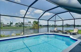 Foto 1 - Chic Cape Coral Retreat w/ Pool & Canoe Access