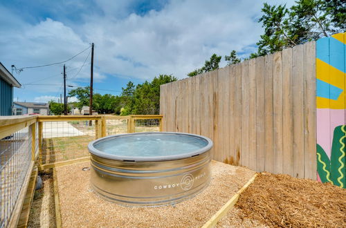 Photo 21 - Canyon Lake Oasis: Cowboy Pool & Wraparound Deck