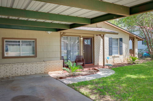 Photo 15 - Single-story Home in San Antonio: Great Location