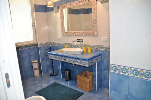 Photo 13 - Villa Mare Blu 5 Minutes From Beach