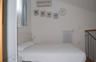 Foto 3 - Charming Flat With Swimming Pool - Beahost