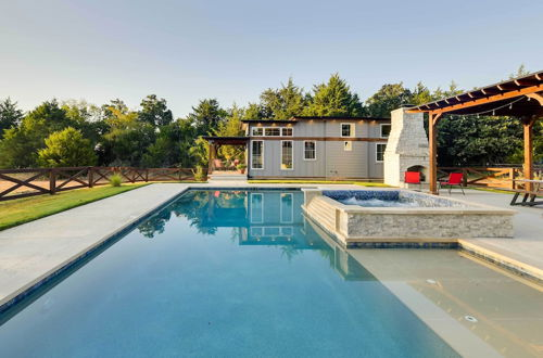 Photo 10 - Whitney Retreat w/ Shared Outdoor Pool & Hot Tub