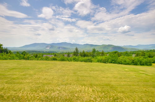 Foto 2 - Newly Renovated Bartlett Condo w/ Mountain Views