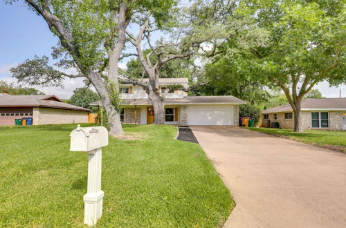 Foto 11 - Pet-friendly Austin Vacation Rental w/ Backyard