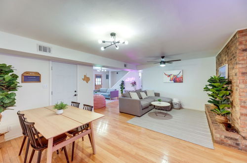 Foto 12 - Pet-friendly Austin Vacation Rental w/ Backyard