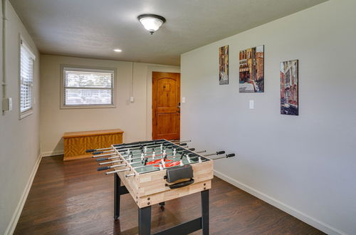 Photo 22 - Louisiana Abode - Balcony, Pool Table & Lake Views