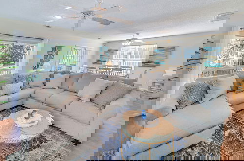 Foto 9 - Surfside Beach Oasis w/ Private Pool & Gas Grill