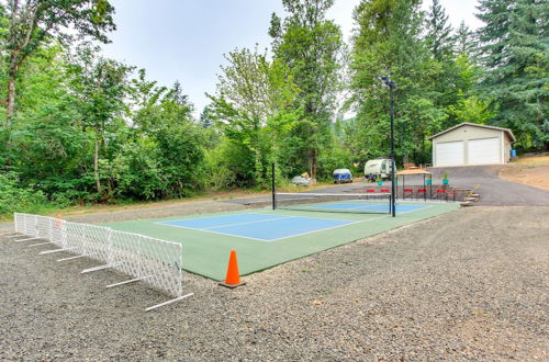 Foto 28 - Charming Oregon Home w/ Private Pickleball Court